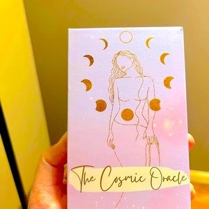 The cosmic Oracle deck🧚✨✨✨💕